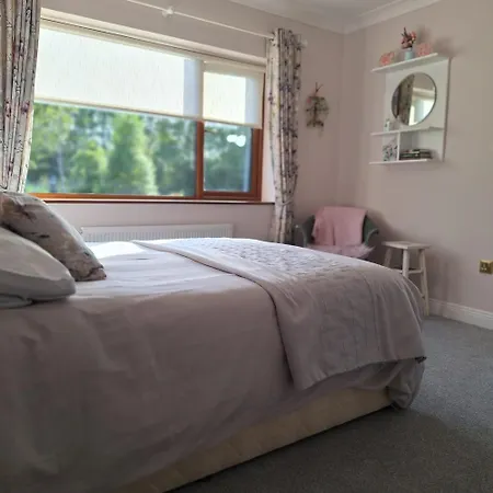 Bed & Breakfast Moher House 3*