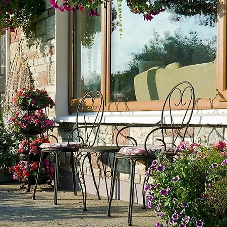 فندق مبيت وإفطار Moher House 5*